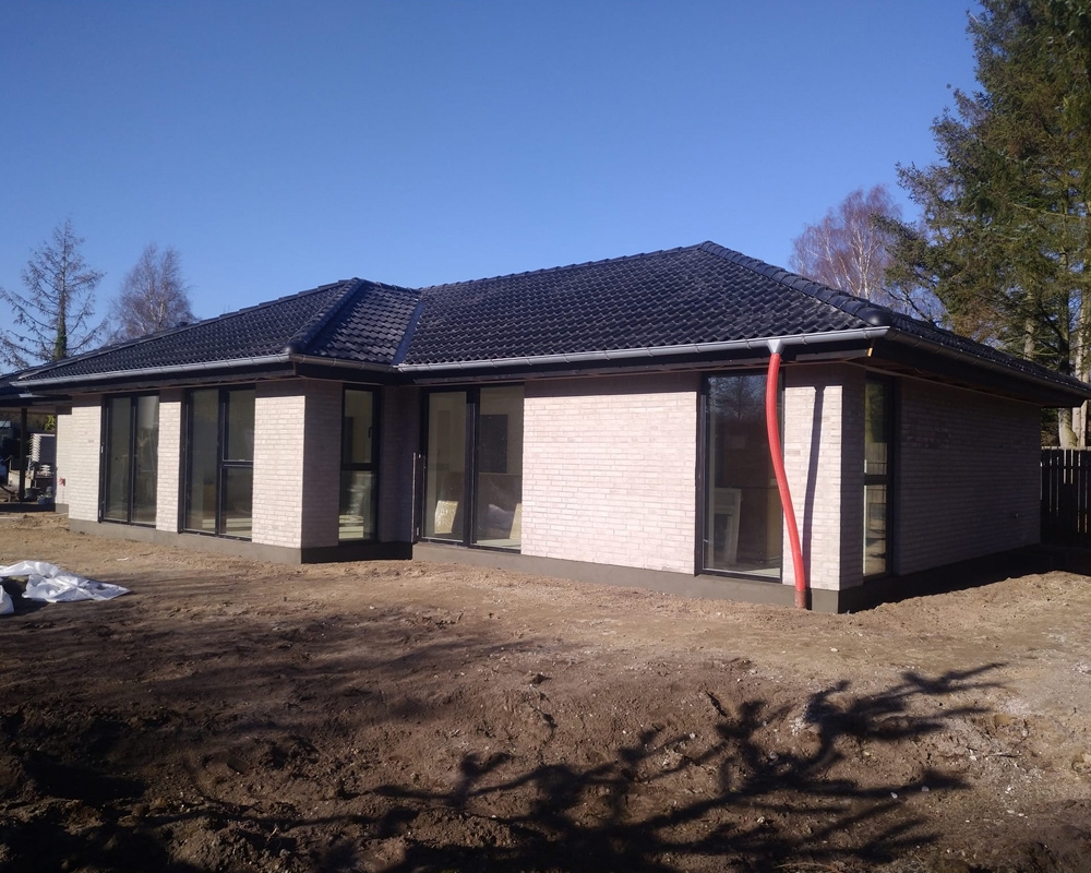 Murer til nybyggeri i Hadsund. Terndrup, Havndal, Mariager og omegn